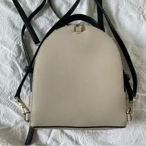 team canada lululemon bag lululemon lululemon Team Canada Utility Crossbody Bag 6.5L COC Logo 98.00